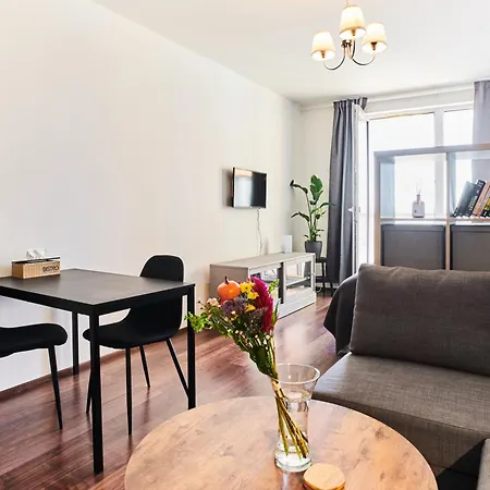 High-Sky O2 Arena Apartment With Garage Parking And Ac Prague Exterior photo