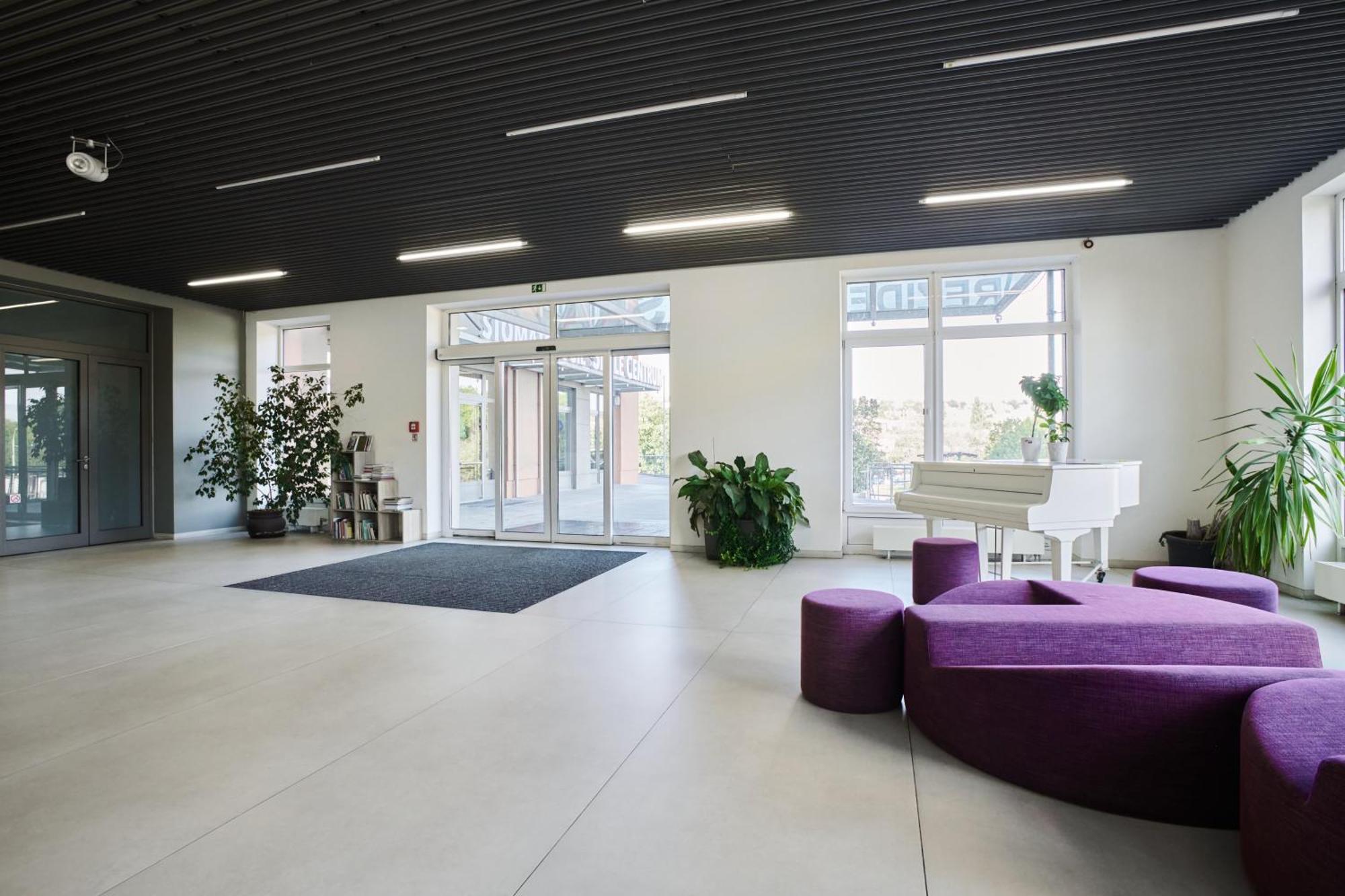 High-sky O2 Arena With Garage Parking And Ac Appartement